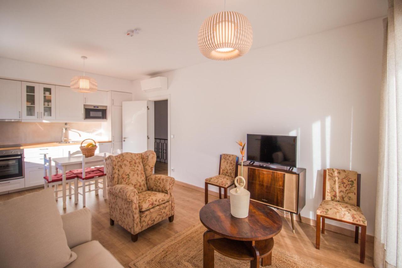 188 Apartments - Estrelicia - Pool And Balcony Cascais Buitenkant foto